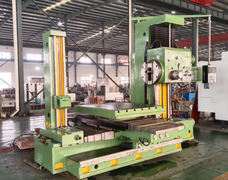 The Difference Between CNC Milling Machine And CNC Boring And Milling